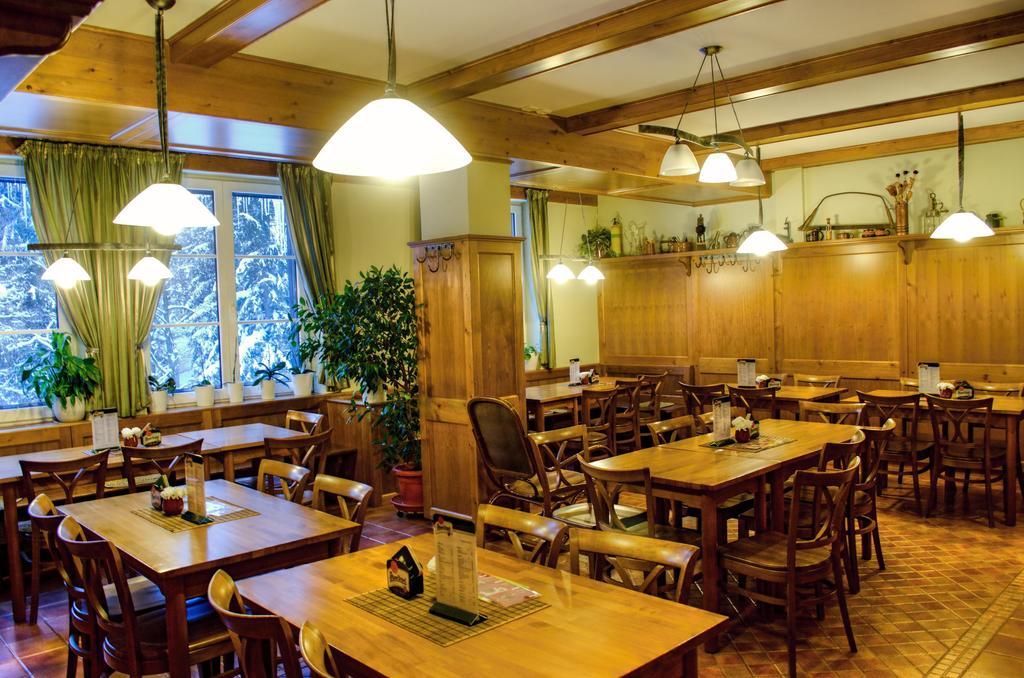 Hotel Konsel ริชกี ภายนอก รูปภาพ